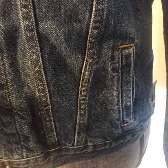 Gap jean jacket - Picture 5 of 8